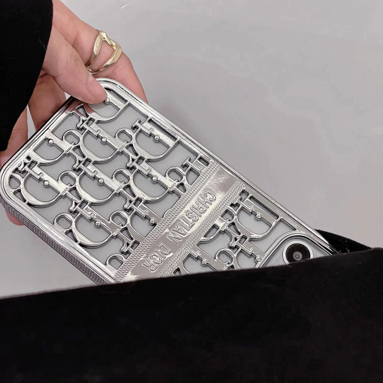 iPhone 14 Series Viral Branded Cover